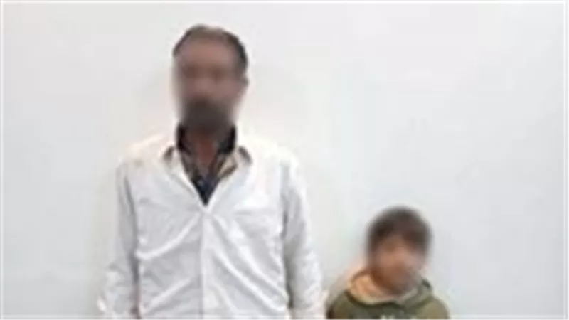 استغل البراءة لجمع المال.. سقوط أب ترك طفله بشوارع المنيا لاستجداء المارة