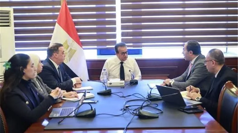 وزير الصحة يتابع مستجدات الميكنة والتحول الرقمي بمستشفيات المؤسسة العلاجية