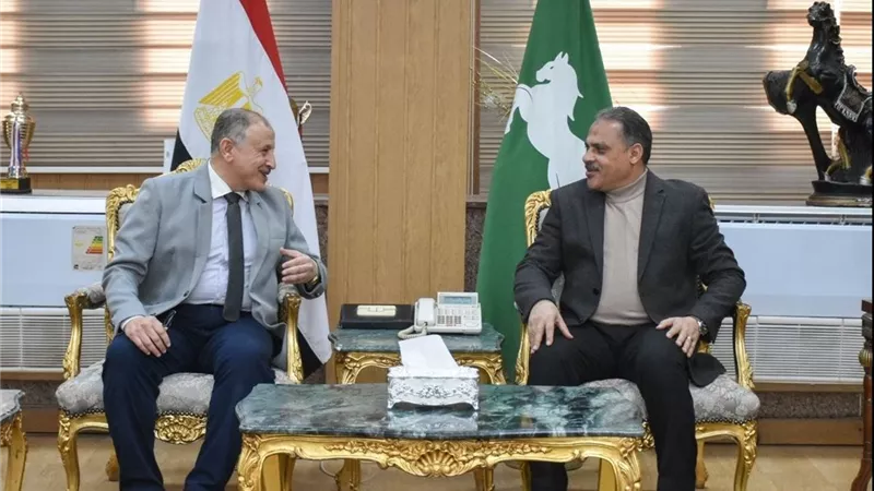 لإقامة مشروعات خدمية.. محافظ الشرقية يستقبل رئيس هيئة مشروعات الصرف|صور