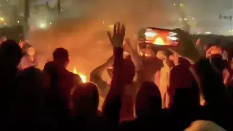 فيديو لضبط شاحنة محملة بسبائك ذهب على الحدود الإيرانية.. ما حقيقته؟
