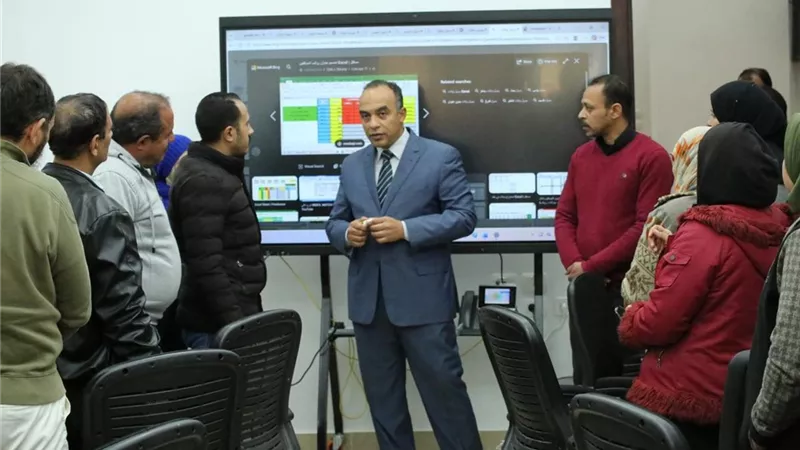 نائب محافظ المنيا يتابع فعاليات برنامج تدريبي متخصص بمركز إعداد الكوادر