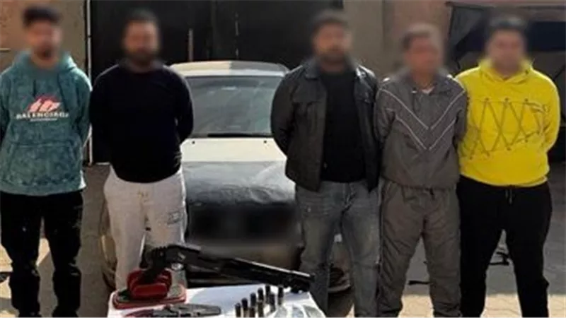 سطو تحت تهديد السلاح.. كواليس سرقة أموال ومتعلقات رواد مركز طبي بالمرج