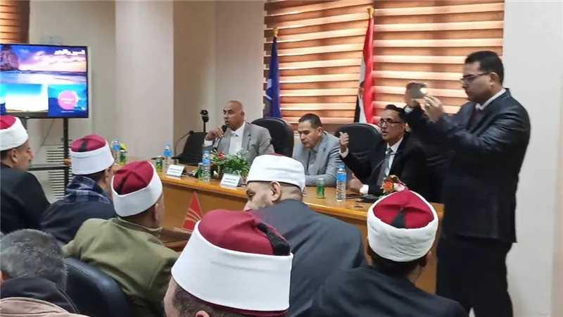 ندوة حول مرض الحمى القلاعية وخطورة السعار بالبحيرة|صور