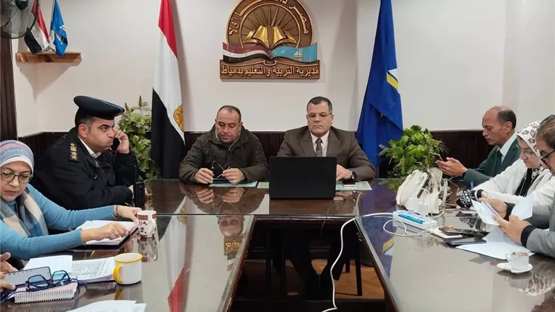 33 ألفا و620 طالبا في أول أيام امتحانات الشهادة الإعدادية بدمياط
