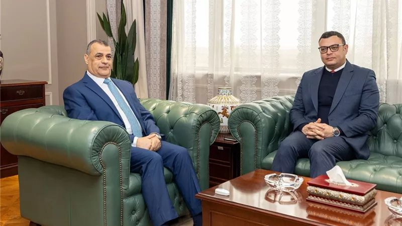 وزيرا الإنتاج الحربي والإسكان يتابعان الموقف التنفيذي لمشروعات«حياة كريمة»