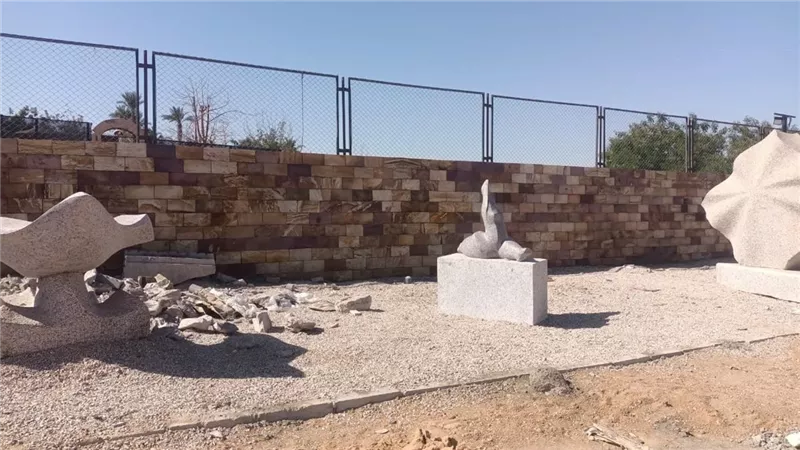 أرض سيمبوزيوم أسوان.. من موقع عمل إلى فضاء فني مستدام