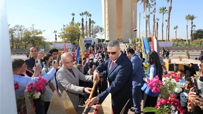 محافظ أسوان: ما زلنا حتى الآن نجني ثمار السد العالي في حمايتنا