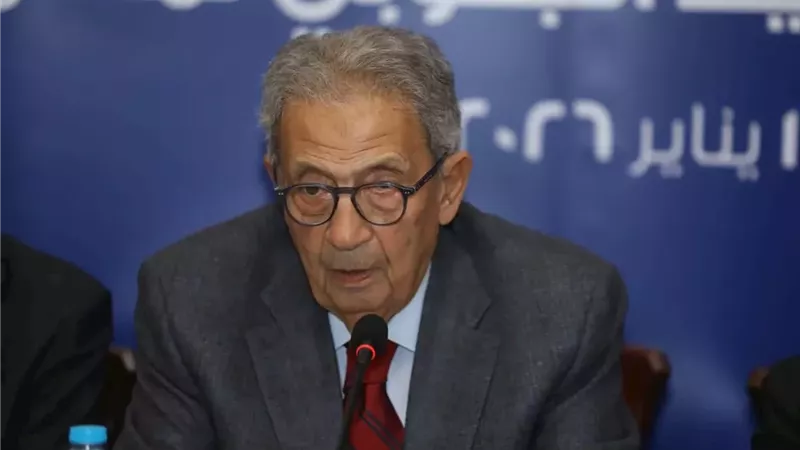 عمرو موسى يحذر من تواجد إسرائيل في باب المندب