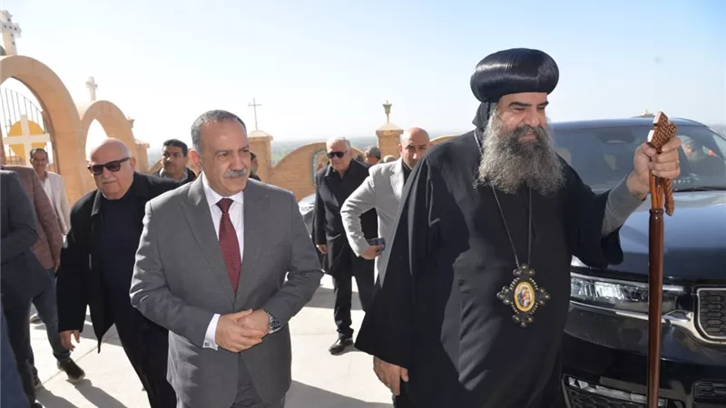 محافظ أسيوط يصطحب مستثمرين لزيارة مسار رحلة العائلة المقدسة