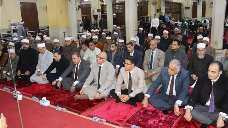 محافظ القليوبية يشهد احتفالية ذكرى الإسراء والمعراج بمسجد ناصر ببنها