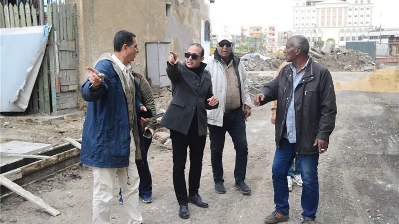 رئيس مدينة بورفؤاد يتفقد أعمال تطوير ورفع كفاءة مساكن منخفض التكاليف