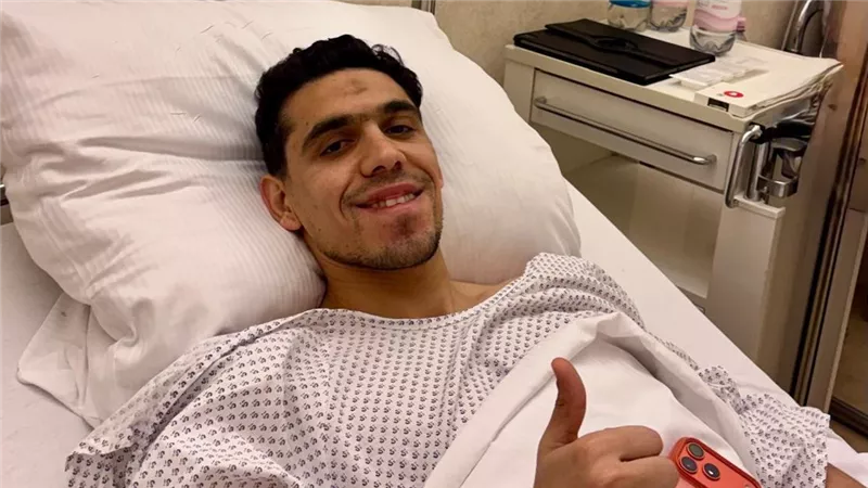 جراحة ناجحة لـ محمد حمدي في الرباط الصليبي (صور)