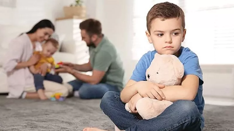 تربية بلا تمييز.. الطريقة المثلى للتعامل مع الأبناء وعدم التفرقة|فيديو