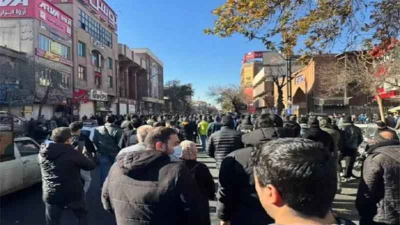 نيوزيلندا تغلق سفارتها في طهران وسط تصاعد الاحتجاجات
