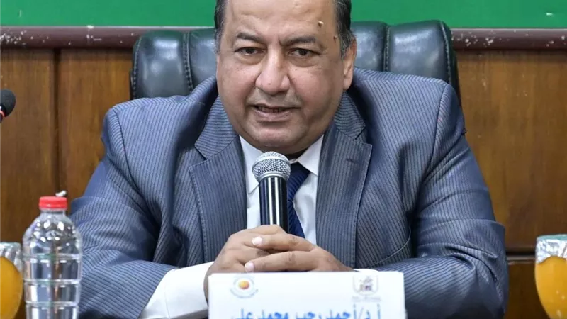 أحمد رجب: جامعة القاهرة تلتزم بتمكين ودمج الطلاب ذوي الإعاقة