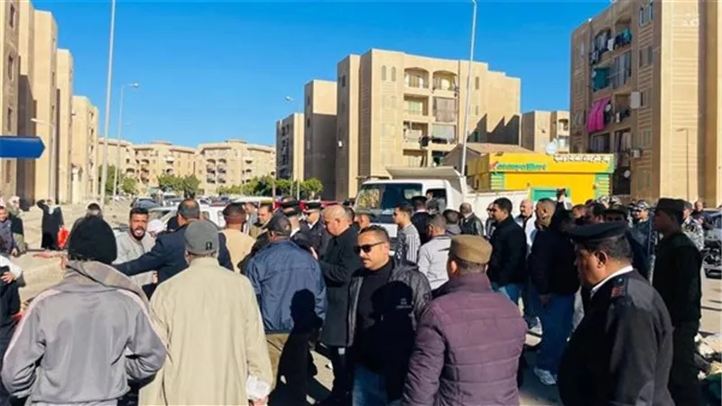 حملة موسعة لجهاز تنمية مدينة العبور لرفع الإشغالات والتعديات