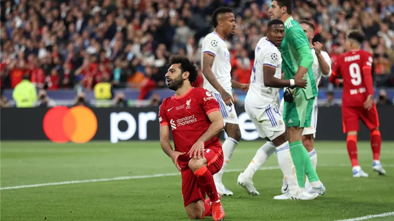 نجم إسبانيا السابق: محمد صلاح الحل الأمثل لعلاج مشاكل ريال مدريد