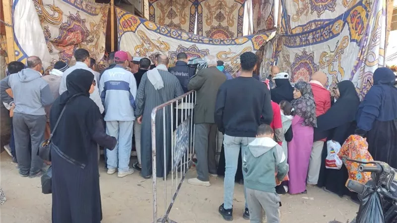 تفعيل منافذ بيع السلع للتيسير على المواطنين في الوادي الجديد