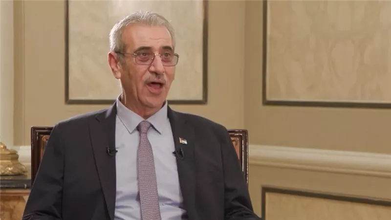 علي شعث: اللجنة الفلسطينية ستعمل في إطار الخطة المصرية لإعمار القطاع
