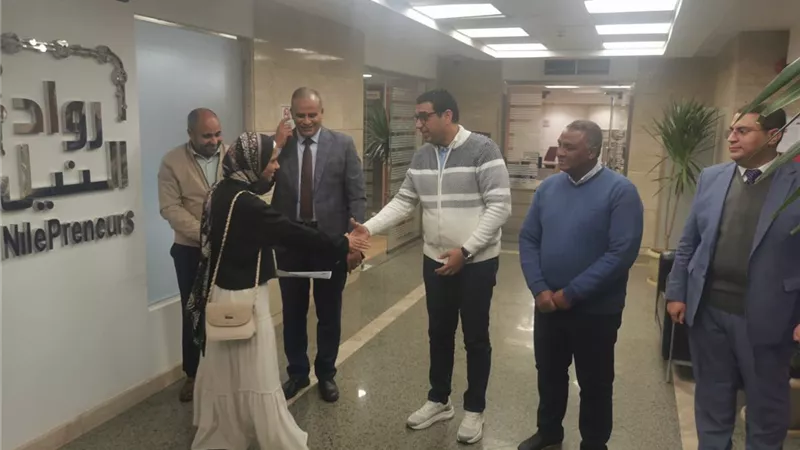 تنفيذ برنامج تدريبي لتسويق المشروعات لدعم رائدات الأعمال بالأقصر
