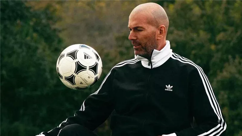 بعد ديشامب.. زيزو الخيار الأبرز لقيادة فرنسا مستقبلا