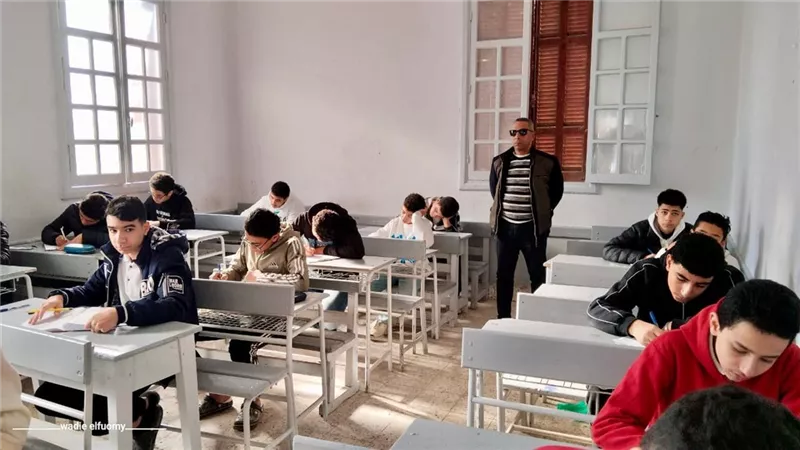 بعد أكثر من ساعة| تداول امتحانات الإعدادية بالقاهرة والجيزة والإسكندرية