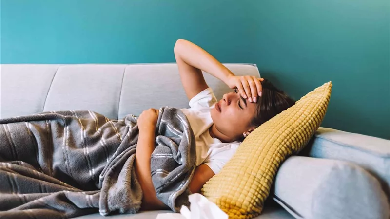 احذر الاكتئاب يمكن أن يظهر على الجسد؟.. في صورة غثيان أو صداع نصفي