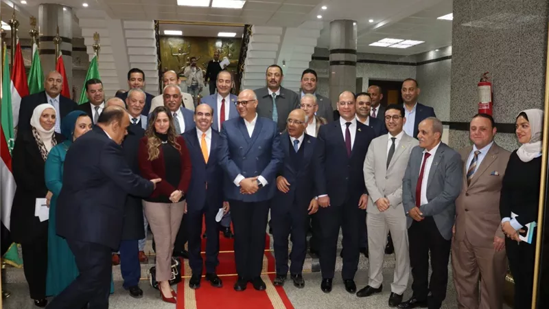 محافظ القليوبية يعقد لقاء تعارفيا مع أعضاء مجلسي النواب والشيوخ