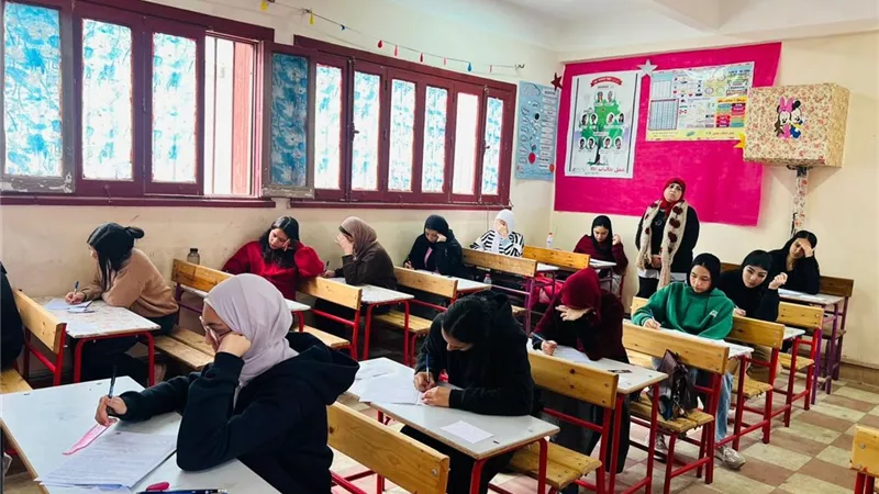 إلغاء درجات نقاط خلافية بامتحان العربي للشهادة الإعدادية بالمنوفية