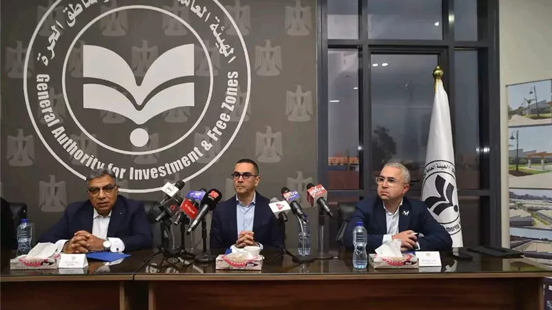 وزير الاستثمار ومحافظ الدقهلية يناقشان تحديات وفرص المنطقة الاستثمارية 