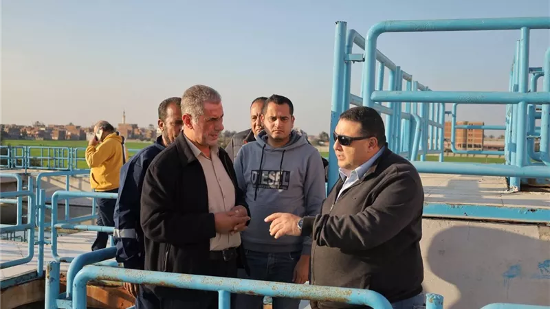 رئيس مياه البحيرة يتفقد محطة مياه كوم حمادة|تفاصيل