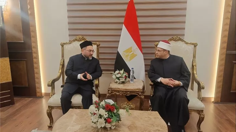 القاهرة تستقبل مفتي أوزبكستان قبيل انطلاق مؤتمر «المهن في الإسلام»