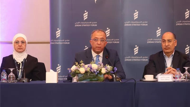أشرف العربي: المشروعات الكبرى مفتاح مرونة الاقتصادات العربية وأسواق العمل