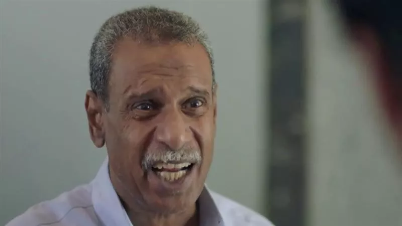 عزاء الفنان محمود بشير بمسجد عبد الرحمن الكواكبي الليلة