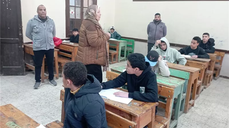 وكيل تعليم بني سويف تقود حملات تفتيش مفاجئة على لجان الشهادة الإعدادية