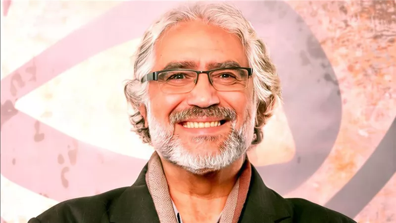 حتى لا تفور القهوة.. إصدار جديد لـ«عماد العادلي» بمعرض الكتاب