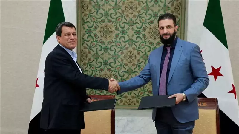 لقاء في دمشق.. مباحثات بين مظلوم عبدي والشرع حول مستقبل شمال وشرق سوريا