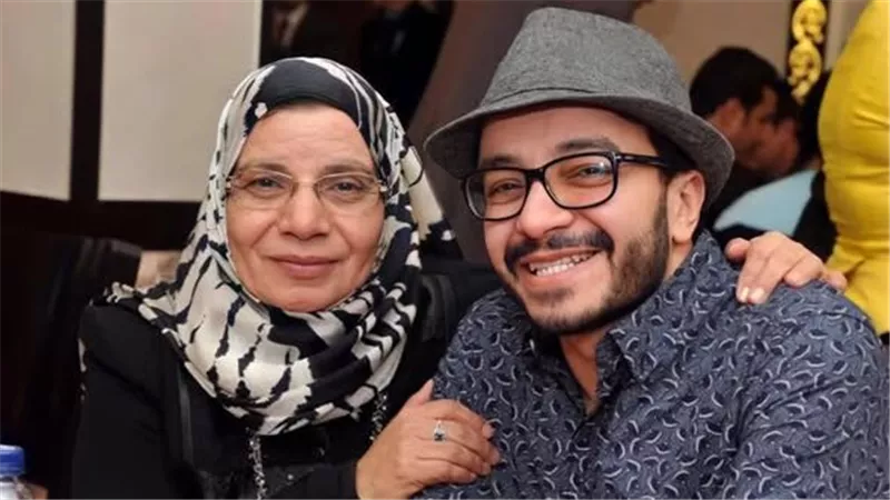 حسام داغر يحيي ذكرى وفاة والدته السادسة برسالة مؤثرة|صور