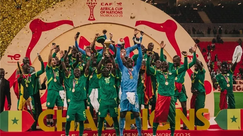 «غير رياضي».. هجوم كبير من وسائل الإعلام المغربية على منتخب السنغال 