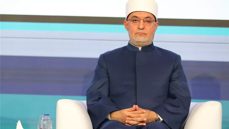 المفتي: الذكاء الاصطناعي يعيد تشكيل عالم المهن ويستدعي رؤية أخلاقية