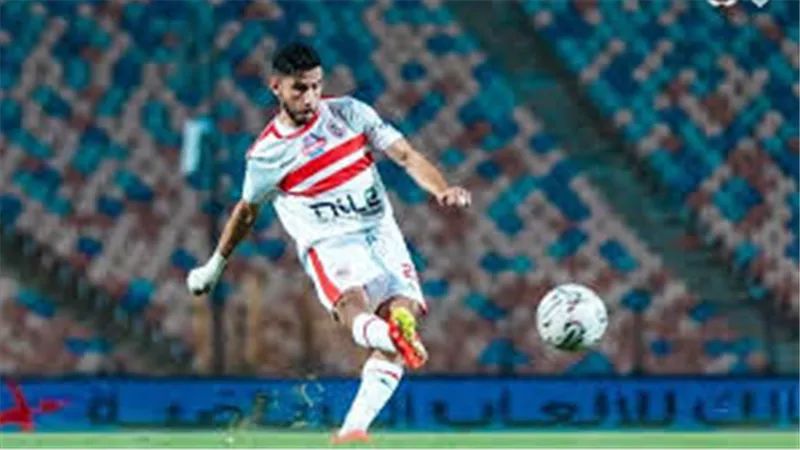 ناصر ماهر خارج قائمة الزمالك أمام المصري خوفًا على صفقة بيراميدز