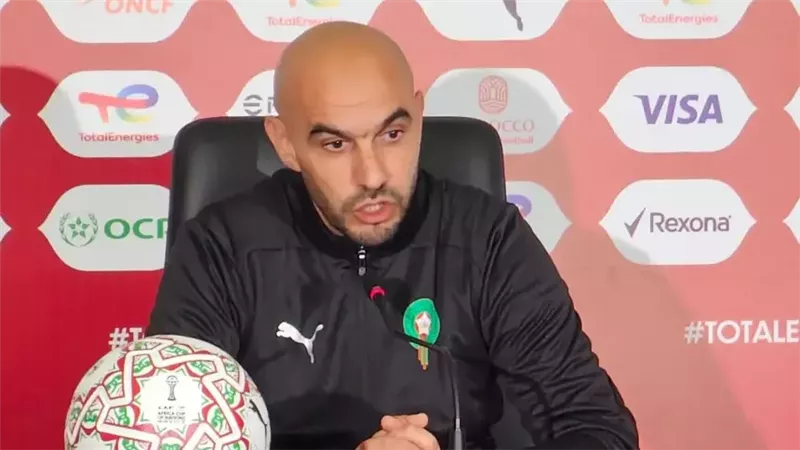 وليد الركراكي يقدم وعدا للجماهير المغربية بعد ضياع اللقب الإفريقي
