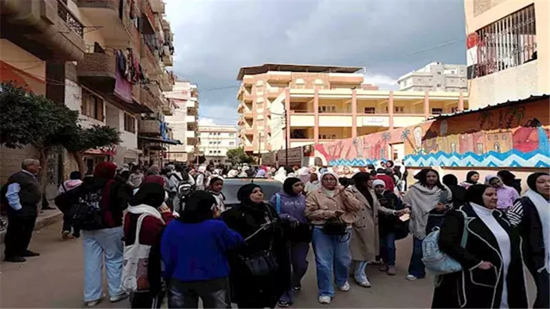 بعد أدائهن الامتحانات.. جهود مكثفة لكشف غموض تغيب 3 فتيات بالمنيا