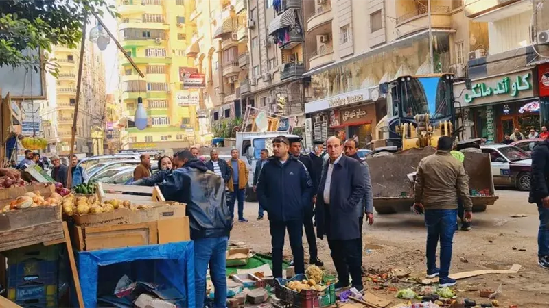 محافظ الدقهلية يتابع حملة إزالة الإشغالات بالجلاء وامتداد شارع جيهان