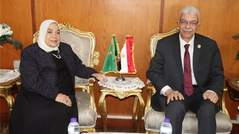 تدريب طلاب كليات الصيدلة  والهندسة بجامعة المنوفية بشركات مجموعة 