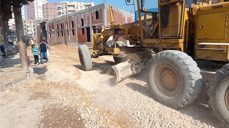 محافظ كفرالشيخ يوجه برصف شارع الحملة الميكانيكية بدسوق
