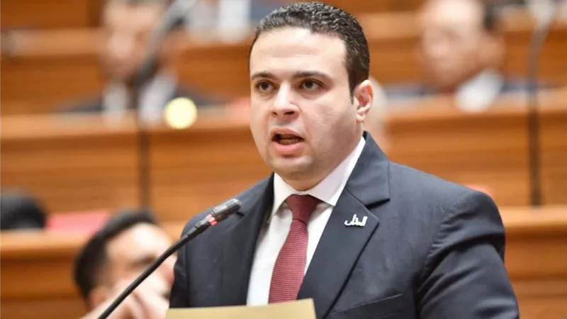 عبد المنعم إمام: الصراع في الخليج مجرد غطاء والنفط الهدف