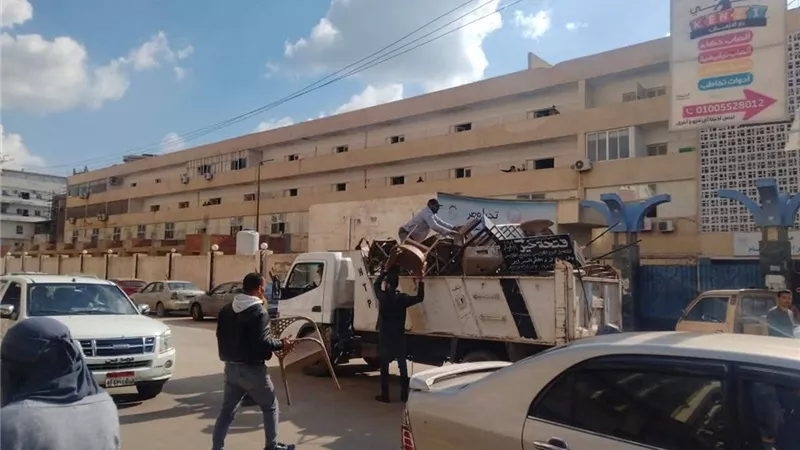 حملة مكبرة لرفع الإشغالات بحي شرق كفر الشيخ 