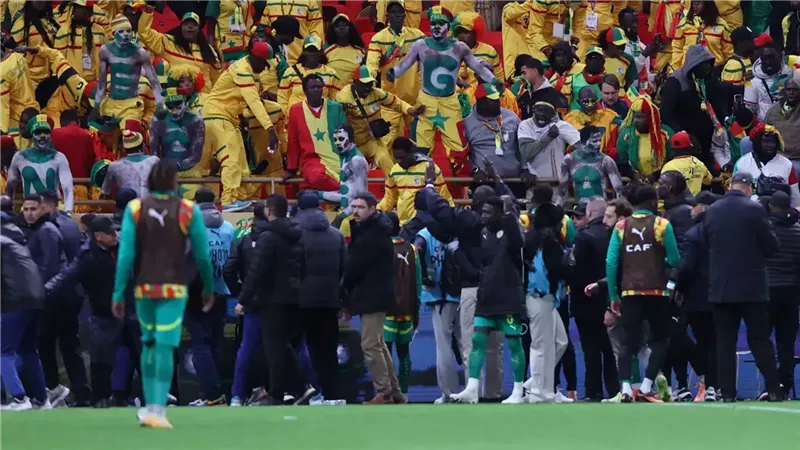 رسميًا .. الاتحاد المغربي يتقدم بشكوى إلى «كاف» ضد المنتخب السنغالي 