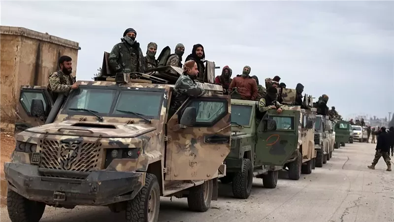 «قسد» تحشد للحرب: رفض الاتفاق مع الشرع وإعلان المواجهة ضد الجيش|تقرير